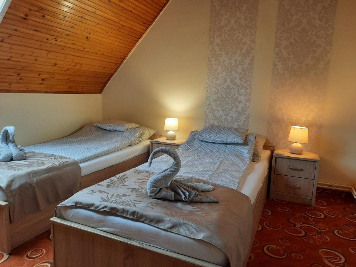 For You Apartman Гюла Екстериор снимка