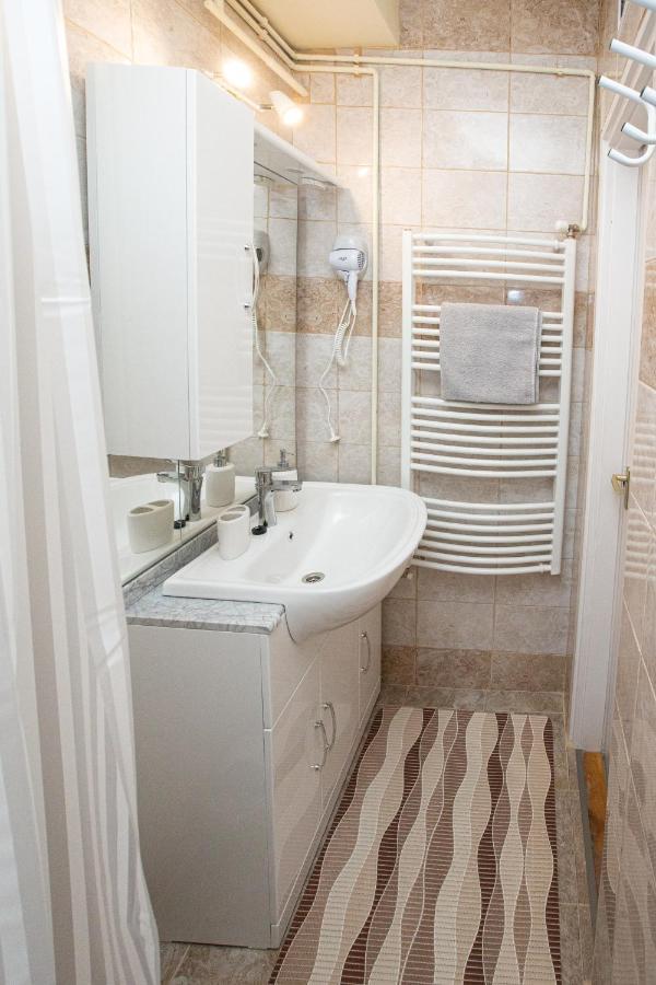 For You Apartman Гюла Екстериор снимка