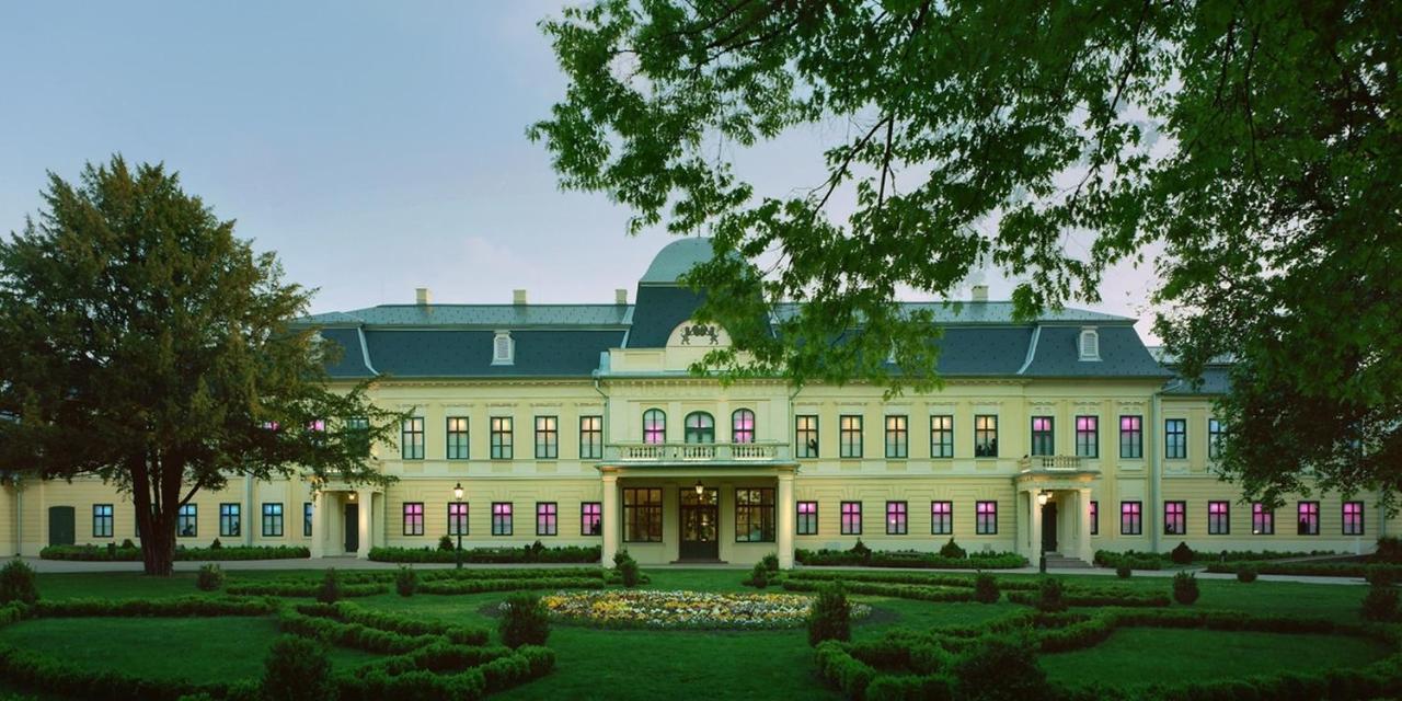 For You Apartman Гюла Екстериор снимка