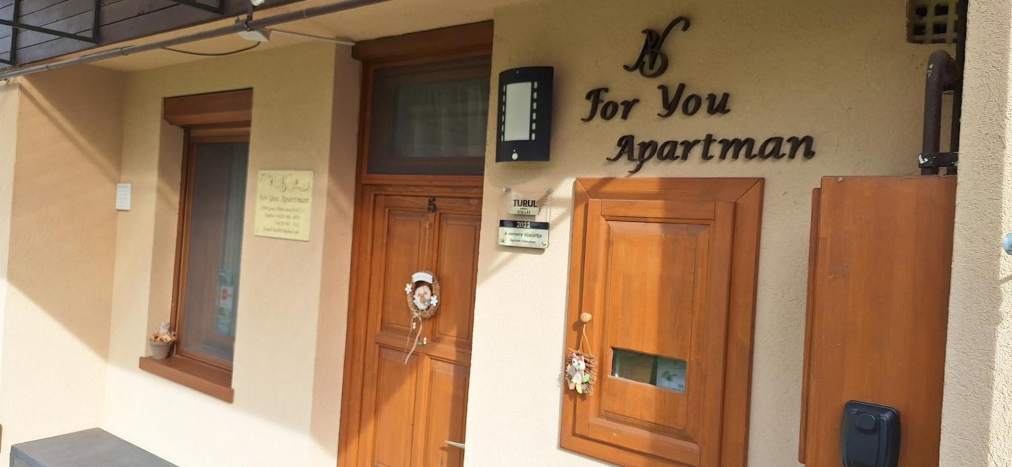 For You Apartman Гюла Екстериор снимка